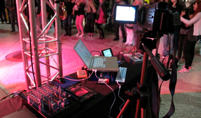 Minimanners AV RESEARCH